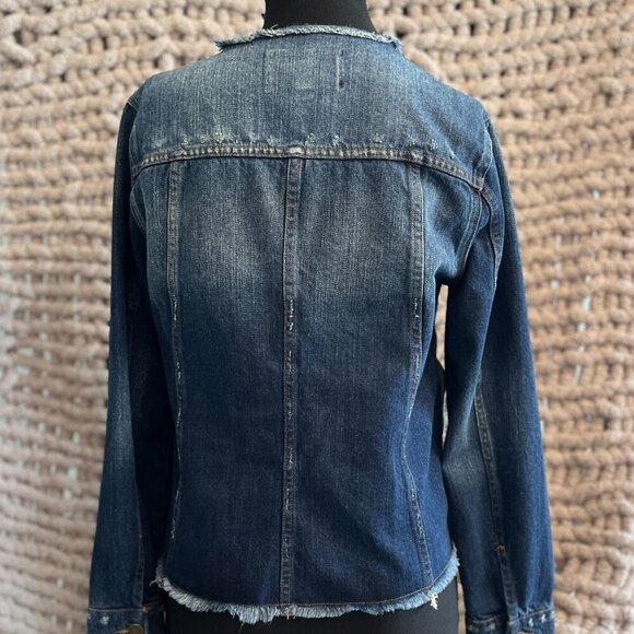 Who What Wear Collarless Distressed Jean Jacket Size Medium - Picture 9 of 12